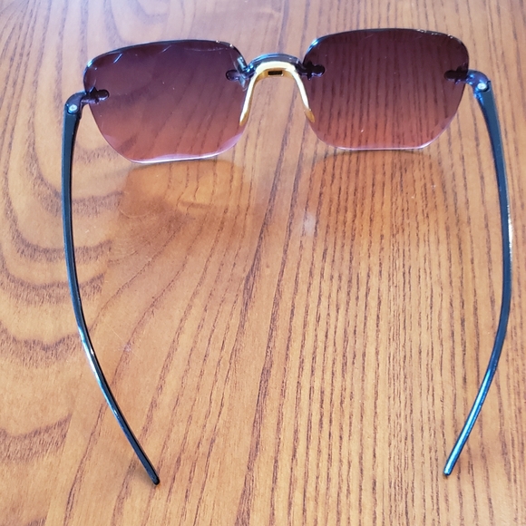 Jing Pin convertible mini shoulder bag w/matching sunglasses, purple - NEW - Picture 6 of 12